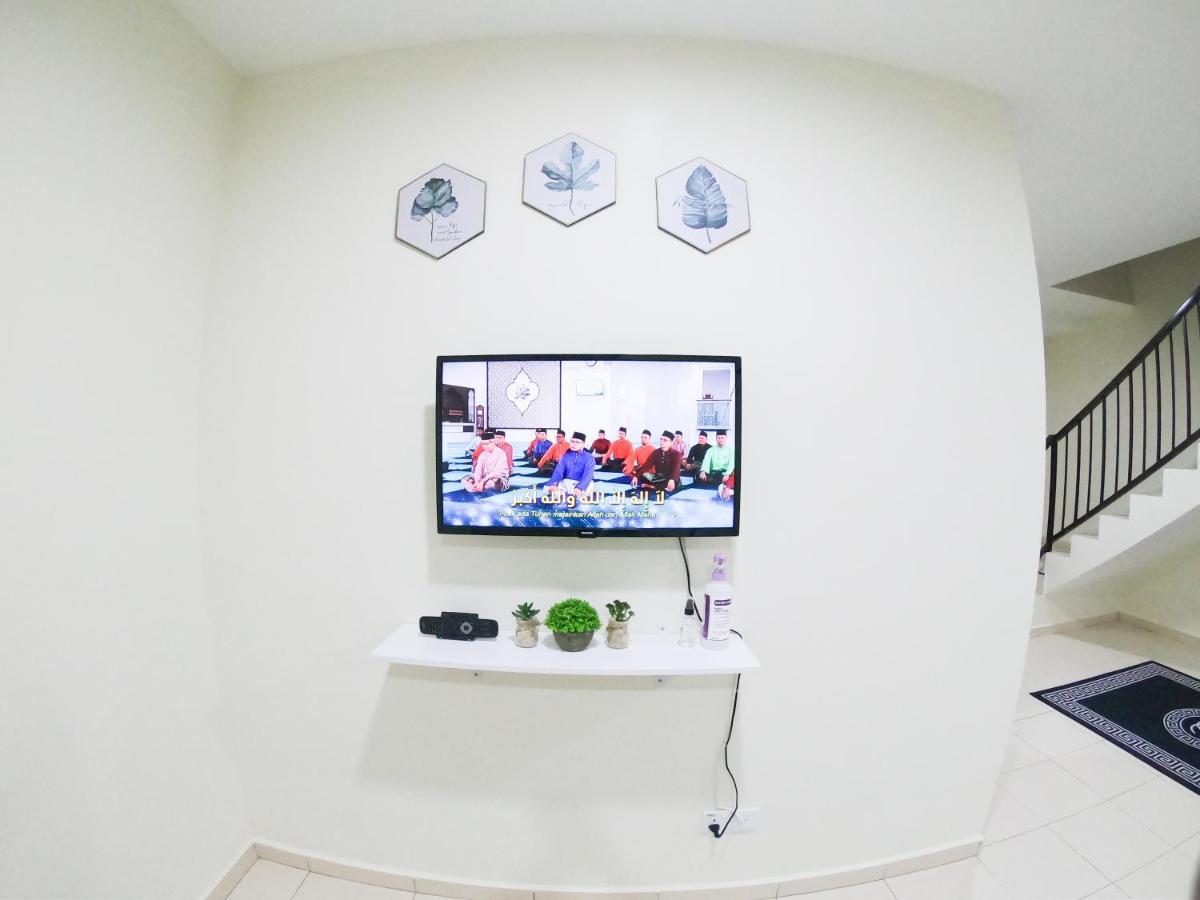 Ayna Homestay 5 Minutes To Marang Jetty Exterior foto
