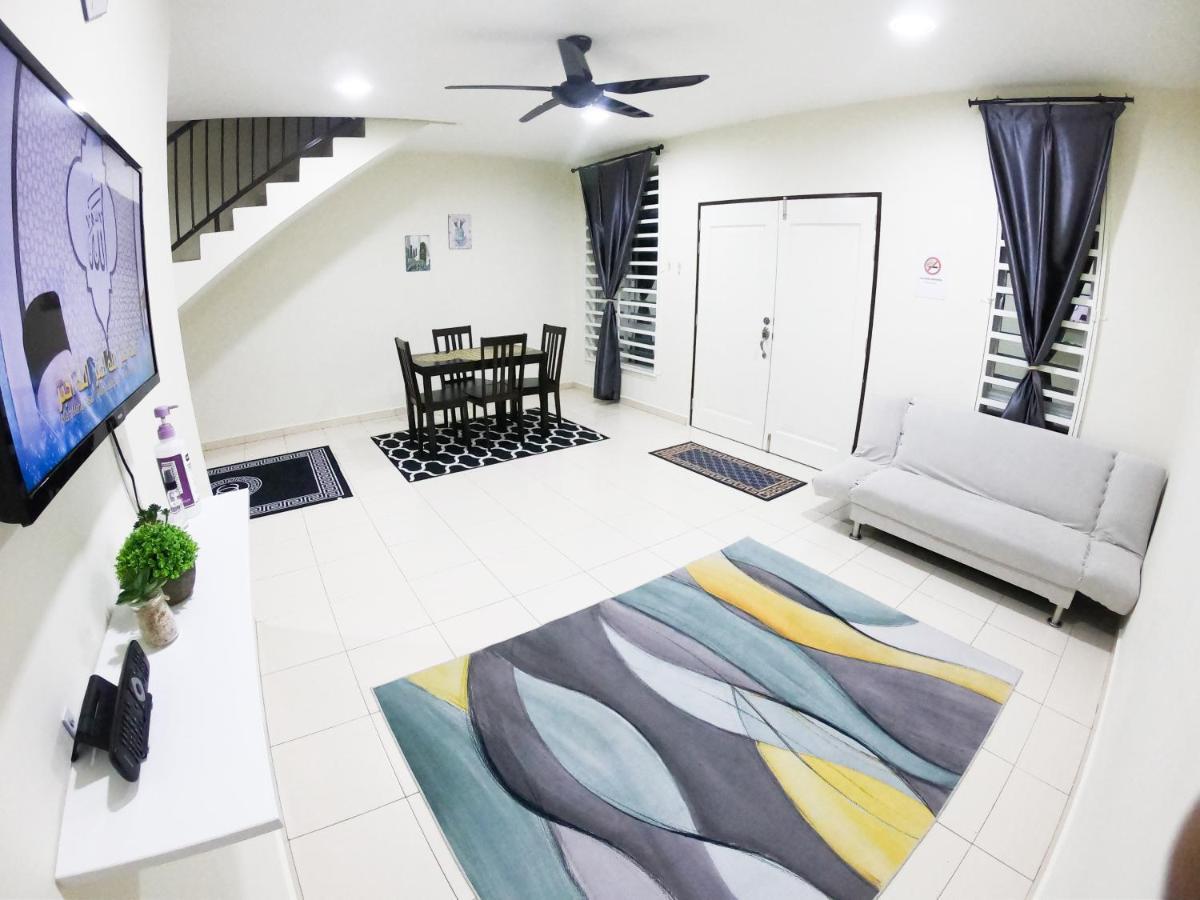 Ayna Homestay 5 Minutes To Marang Jetty Exterior foto